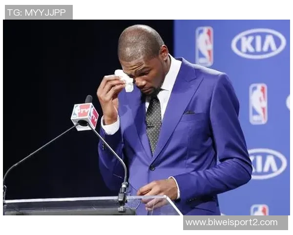 KD分享赛季波动心路历程强调团队团结与积极情绪的重要性